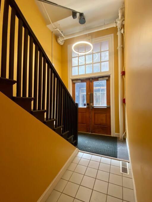 Appartamento Downtown Albany 1 Bed + Workstation @ Maiden Lane Esterno foto