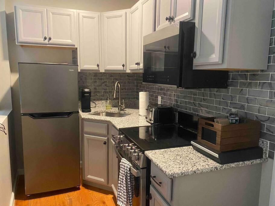Appartamento Downtown Albany 1 Bed + Workstation @ Maiden Lane Esterno foto